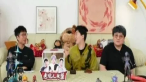 港羽印度站大放异彩，李卓耀力挫法将晋级八强，男女单双同步夺冠